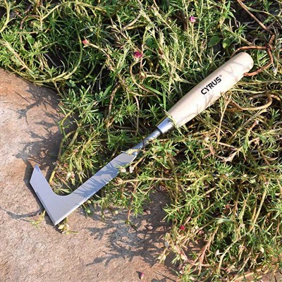 Як правильно користуватися інструментом для прополки щілин